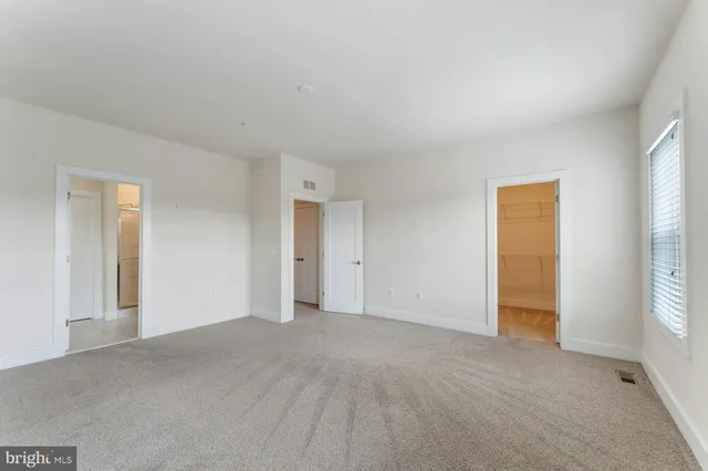 $665,000 | 44750 Tiverton Square, Ashburn, VA 20147