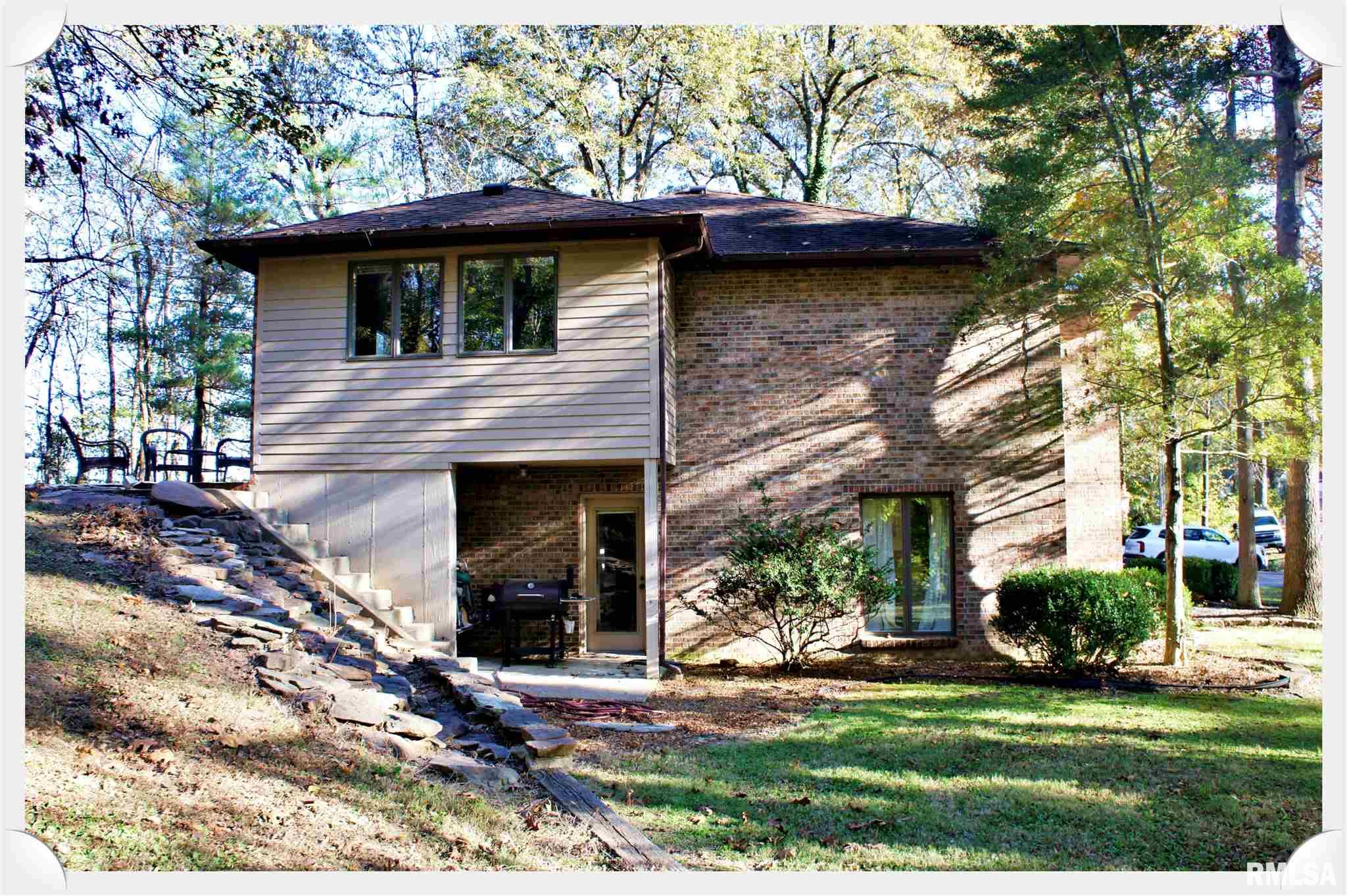 875 Country Club Road Metropolis, IL 62960 - Photo 5 of 50