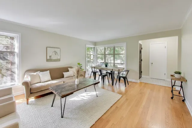 $499,000 | 6053 North Keeler Avenue, Chicago, IL 60646