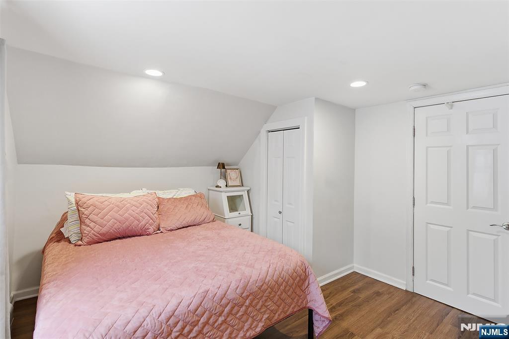 44 Kaywin Avenue Hawthorne, NJ 07506 - Photo 18 of 32