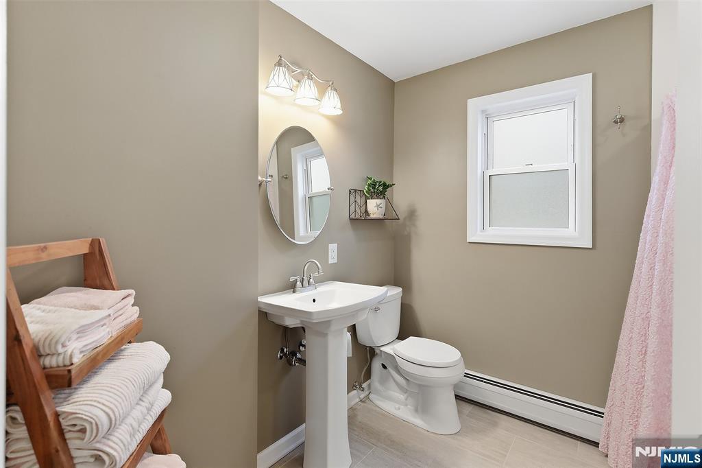 44 Kaywin Avenue Hawthorne, NJ 07506 - Photo 20 of 32