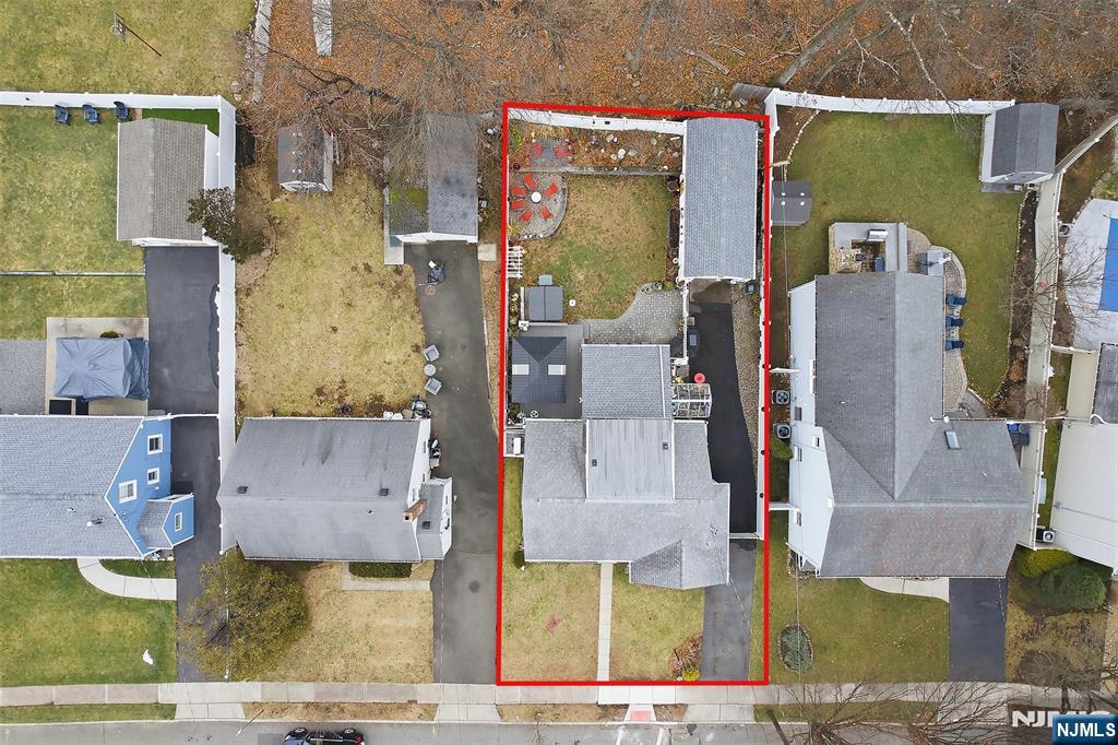 44 Kaywin Avenue Hawthorne, NJ 07506 - Photo 29 of 32