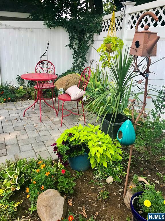 44 Kaywin Avenue Hawthorne, NJ 07506 - Photo 31 of 32