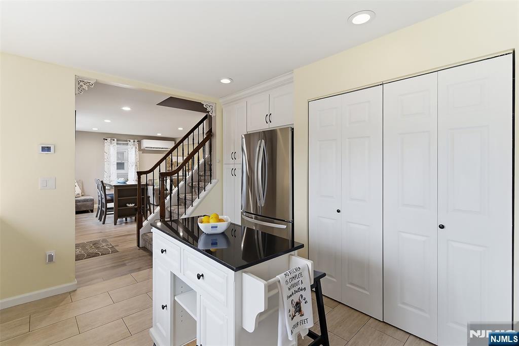 44 Kaywin Avenue Hawthorne, NJ 07506 - Photo 6 of 32