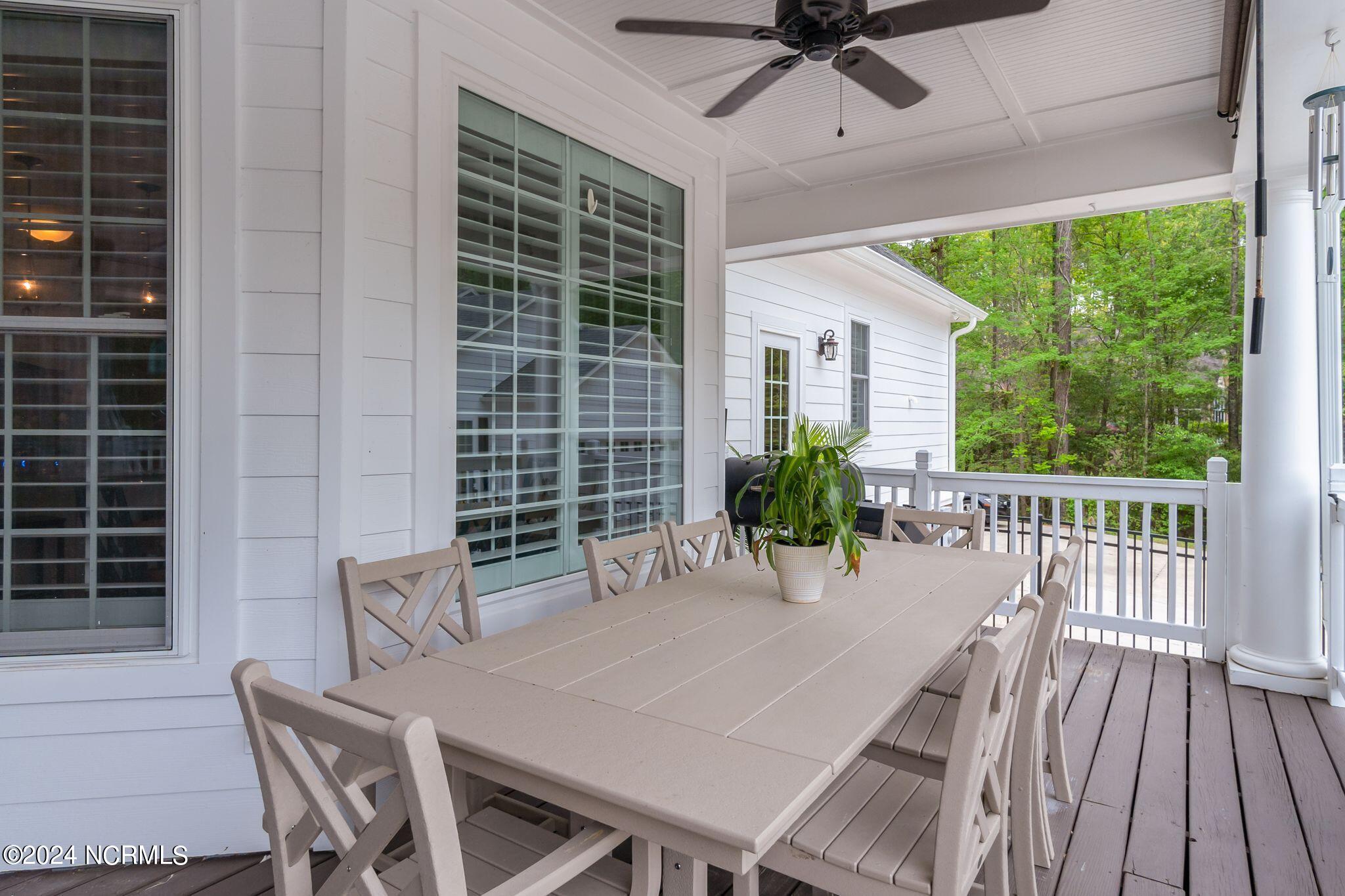 29 Gables Road New Bern, NC 28562 - Photo 56 of 104 Main house back deck