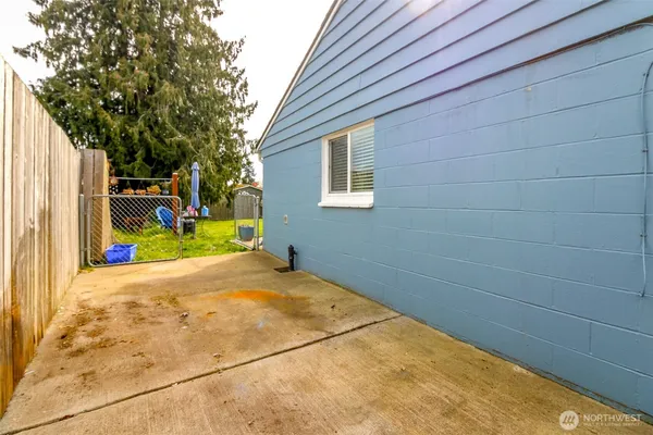 $495,000 | 2909 North Baltimore Street, Tacoma, WA 98407