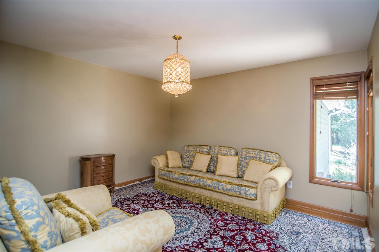 13249 Melvin Arnold Road Raleigh, NC 27613 - Photo 14 of 28