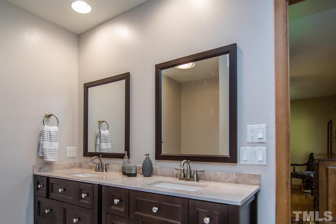 13249 Melvin Arnold Road Raleigh, NC 27613 - Photo 21 of 28