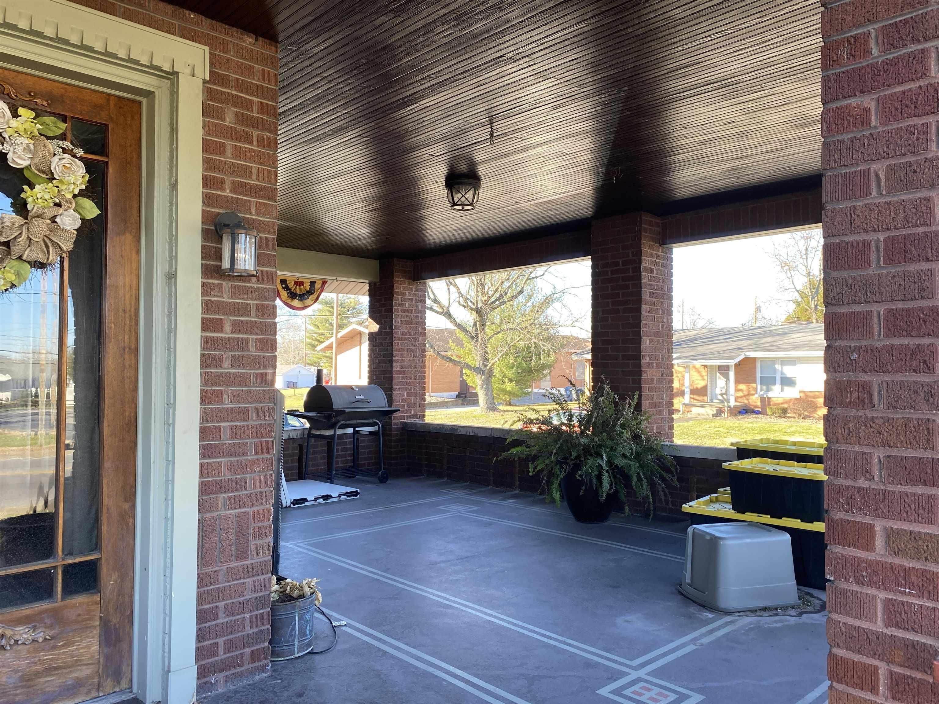 2620 Stringtown Road Evansville, IN 47711 - Photo 4 of 36 Gallery Image 4