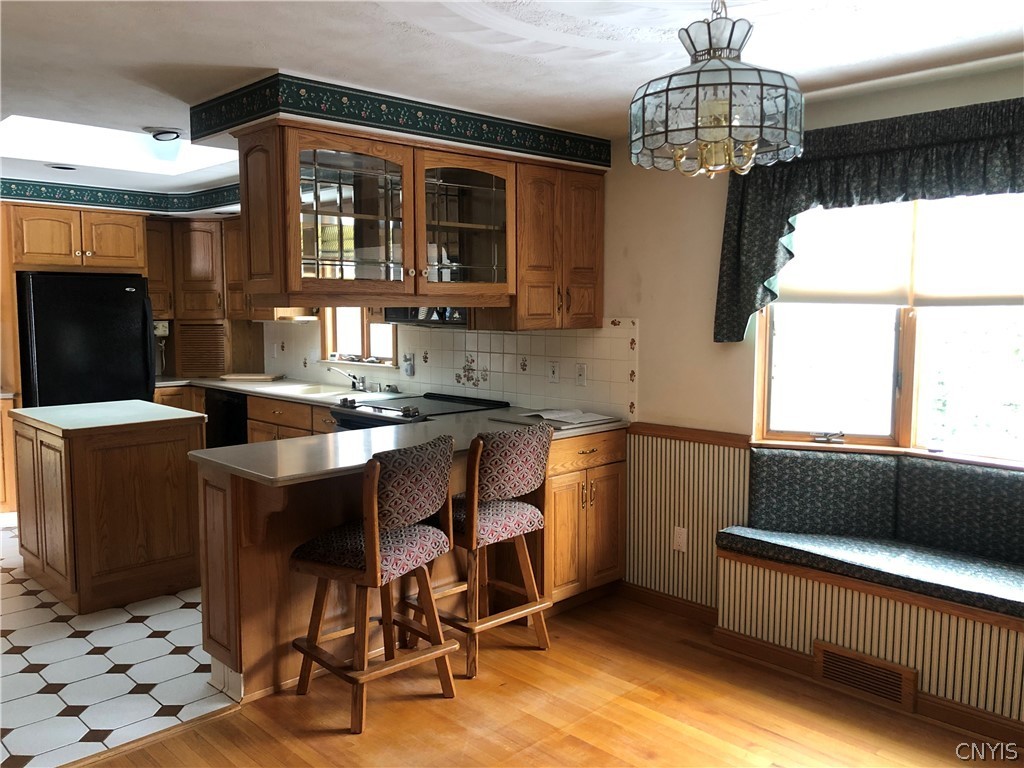 107 Clearview Road Syracuse, NY 13214 - Photo 17 of 37