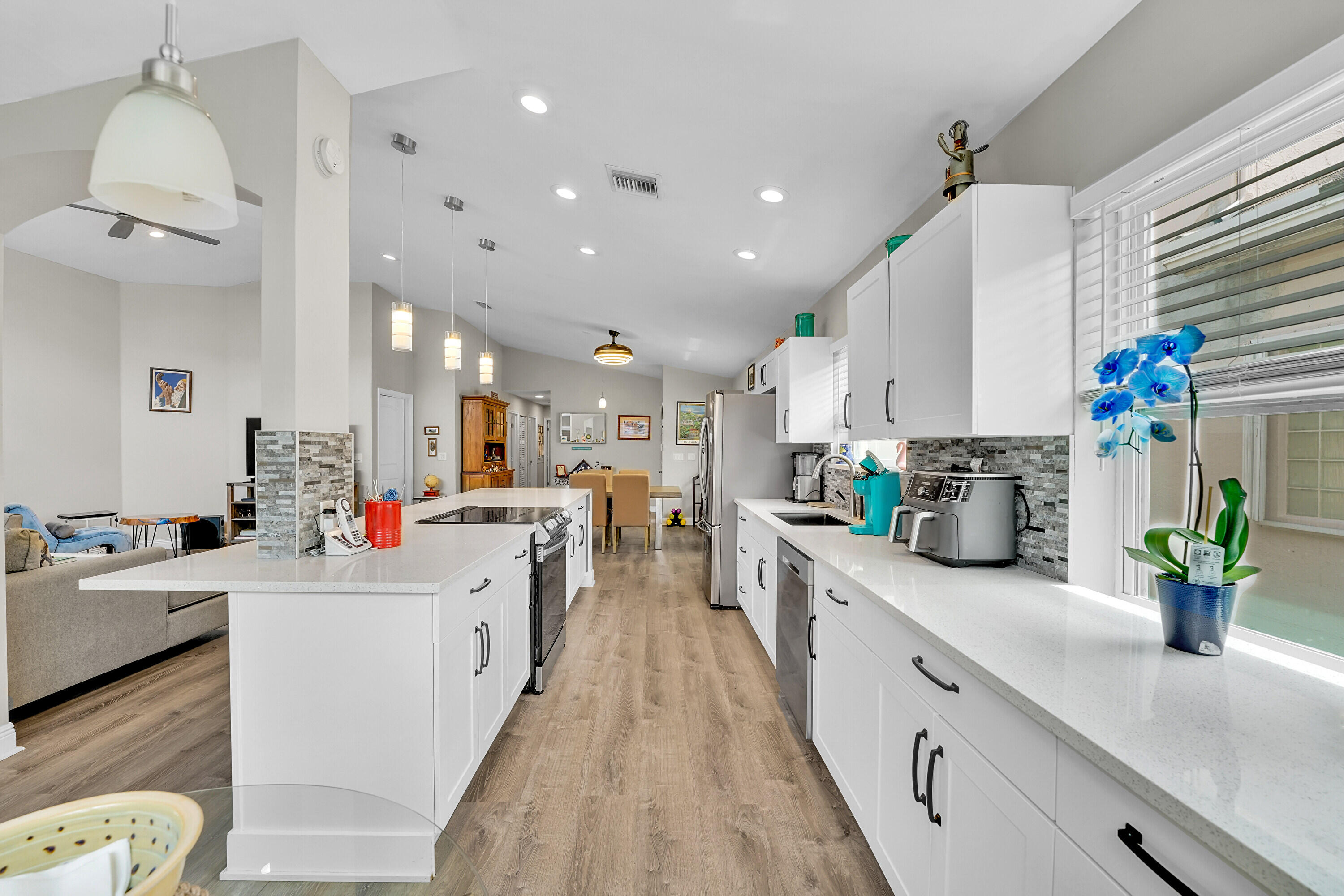 7917 Travelers Tree Drive Boca Raton, FL 33433 - Photo 14 of 53 Kitchen