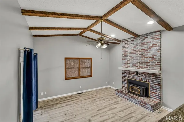 $314,900 | 5439 Valleyside Lane, St. Louis, MO 63128