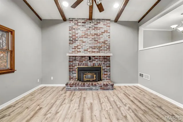 $314,900 | 5439 Valleyside Lane, St. Louis, MO 63128