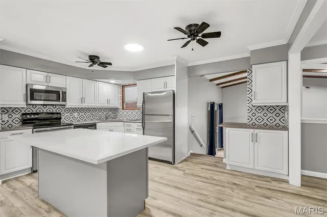 $314,900 | 5439 Valleyside Lane, St. Louis, MO 63128