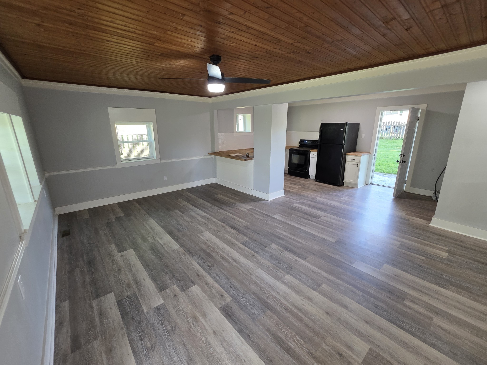 8988 Lyles Road Lyles, TN 37098 - Photo 5 of 24