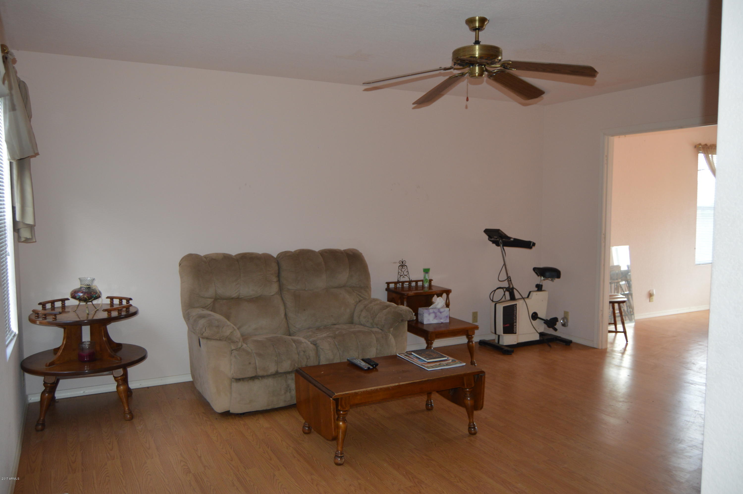 3545 Hidden Hollow Rimrock, AZ 86335 - Photo 9 of 11 Living room