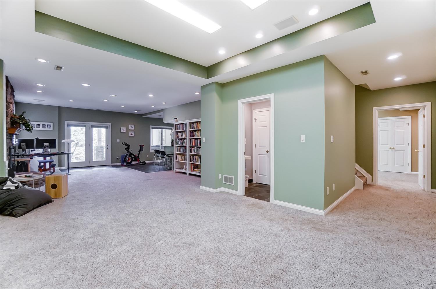 7278 Lawyer Road Cincinnati, OH 45244 - Photo 31 of 47