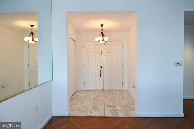 $295,000 | 10 East Lee Street, Unit 809, Baltimore, MD 21202