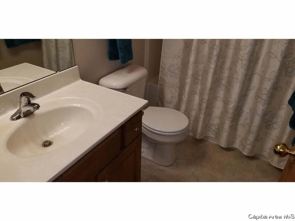 1710 Tern Place Springfield, IL 62711 - Photo 12 of 35 Gallery Image 12