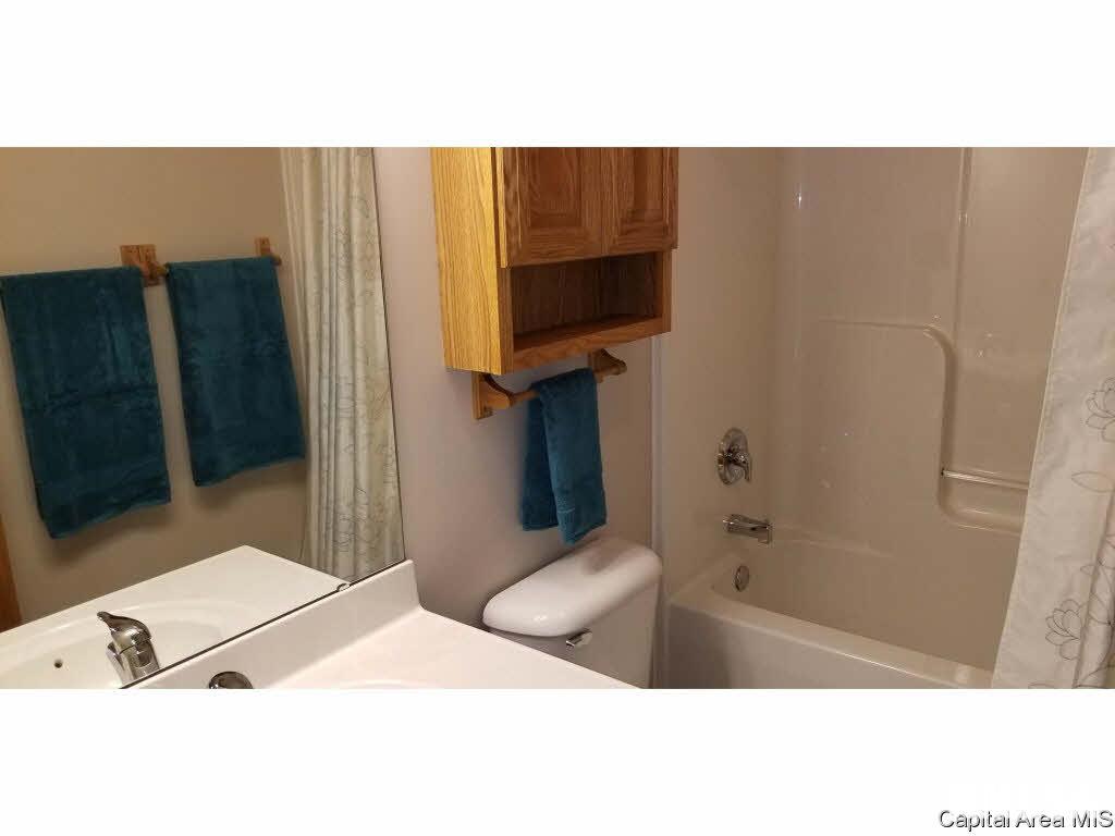 1710 Tern Place Springfield, IL 62711 - Photo 13 of 35 Gallery Image 13