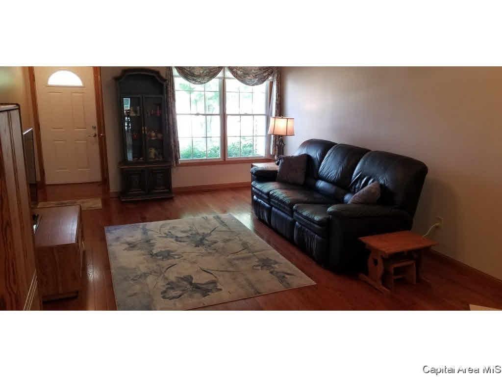 1710 Tern Place Springfield, IL 62711 - Photo 4 of 35 Gallery Image 4