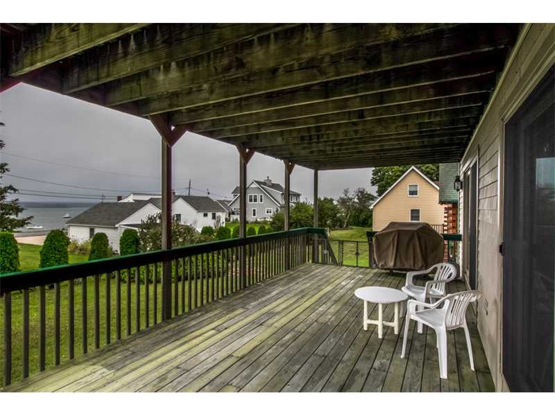 122 Conch Road Narragansett, RI 02882 - Photo 20 of 25 Exterior Front.