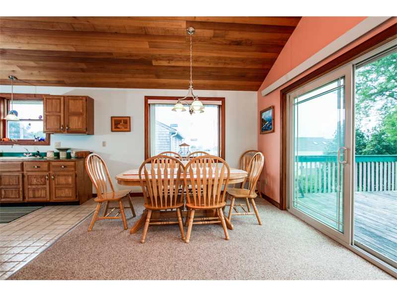122 Conch Road Narragansett, RI 02882 - Photo 9 of 25 Dining Room.