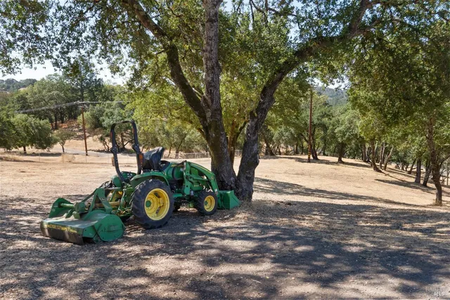 $1,350,000 | 1990 Mark West Springs Road, Santa Rosa, CA 95404