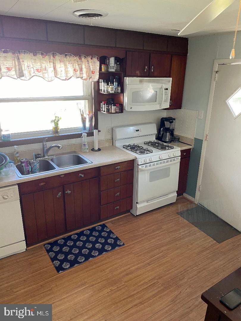 2603 Wood Road Secane, PA 19018 - Photo 3 of 6 Gallery Image 3