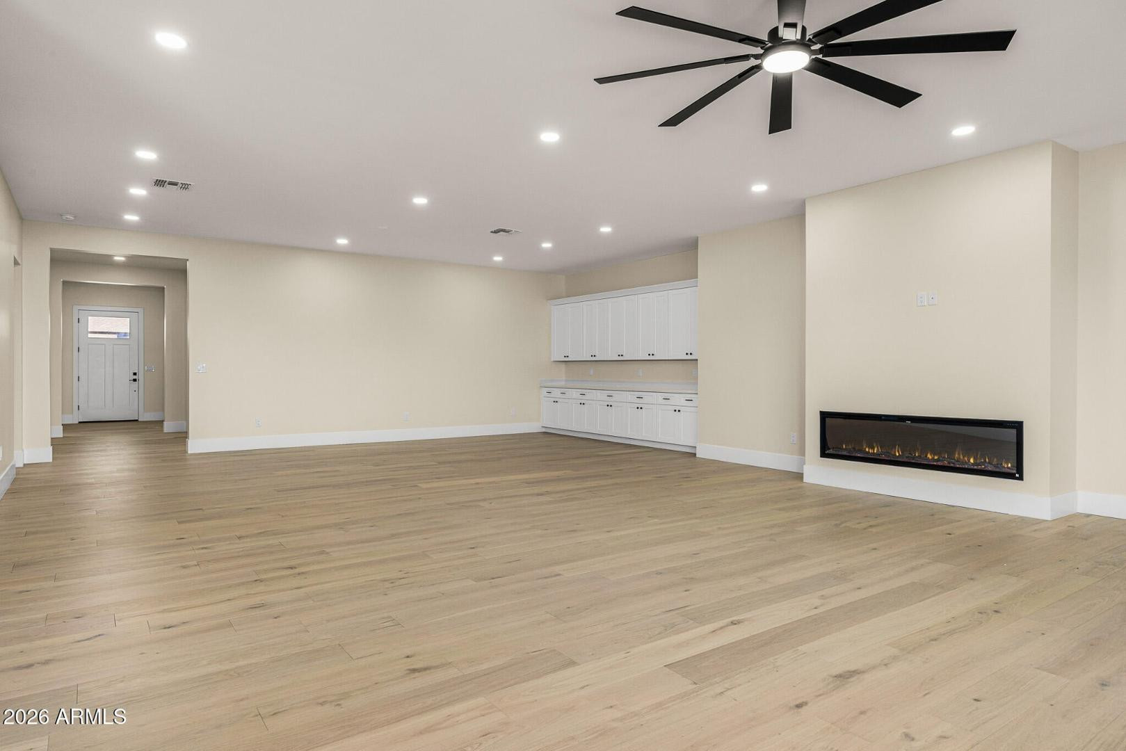 3002 North 53rd Place Phoenix, AZ 85018 - Photo 6 of 28 Photo #6