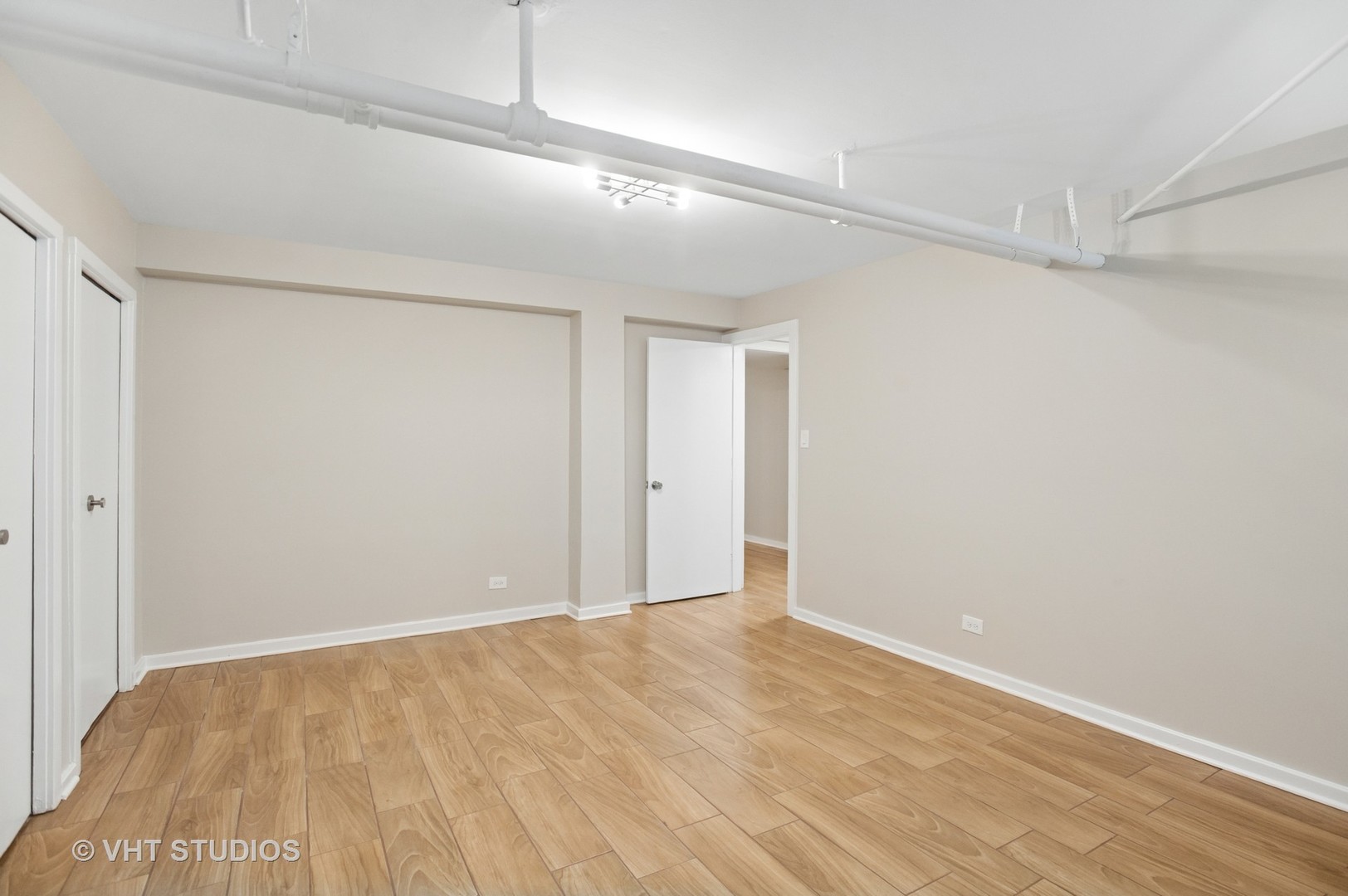 550 West Brompton Avenue, Unit 1S Chicago, IL 60657 - Photo 24 of 28 a view of an empty room