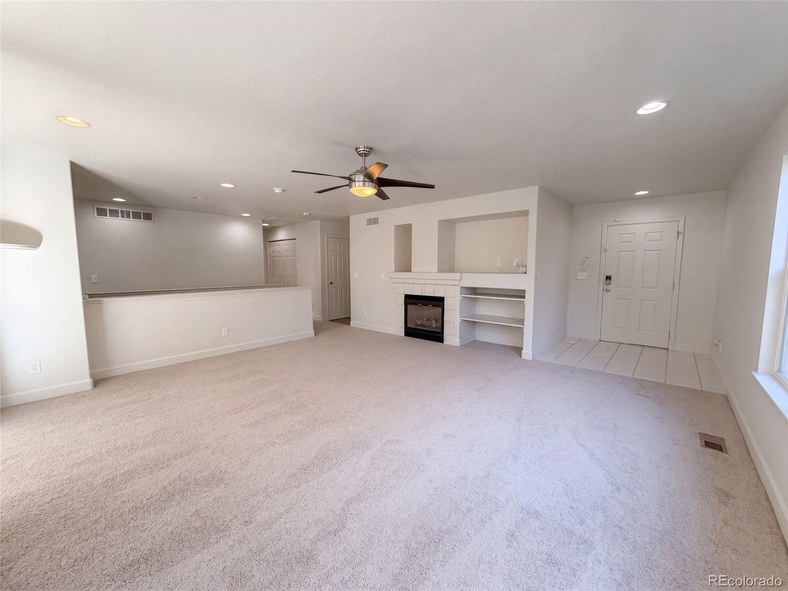 10009 Strathfield Lane Highlands Ranch, CO 80126 - Photo 15 of 25 Gallery Image 15