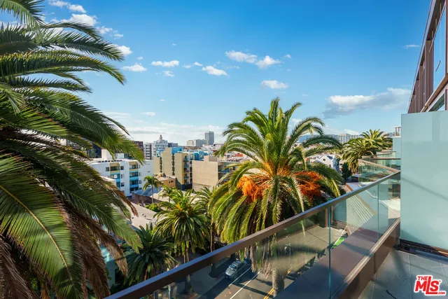 $24,000 | 700 Broadway, Unit PH 815, Santa Monica, CA 90401