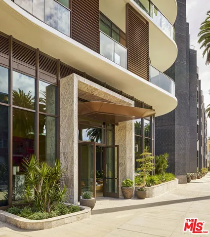 $24,000 | 700 Broadway, Unit PH 815, Santa Monica, CA 90401