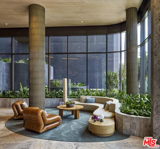 $24,000 | 700 Broadway, Unit PH 815, Santa Monica, CA 90401