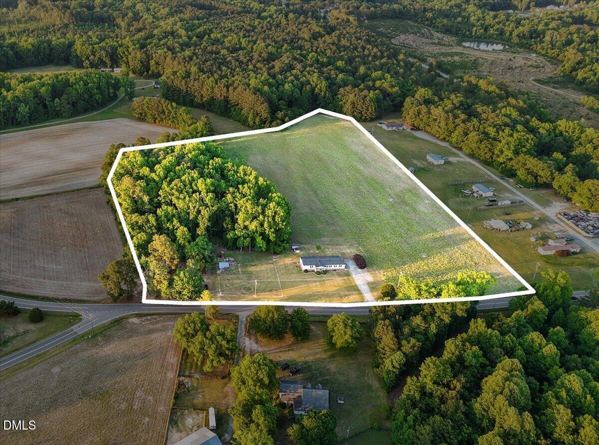 7-160 Johnson County Rd-Lot Lines