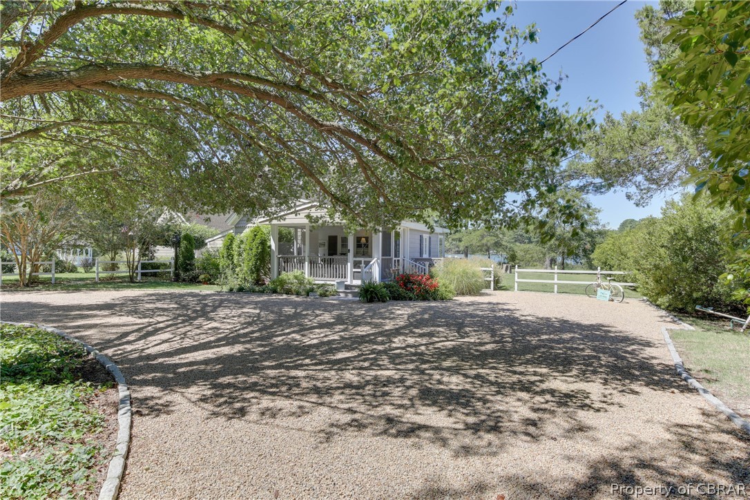85 Edwards Lndg Road Hudgins, VA 23076 - Photo 2 of 49