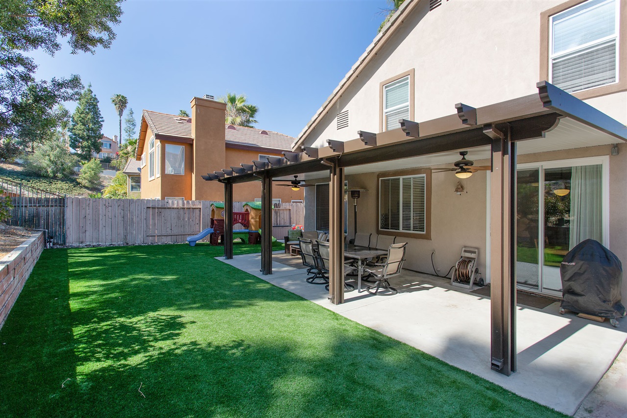 918 St Germain Road Chula Vista, CA 91913 - Photo 2 of 25 Gallery Image 2