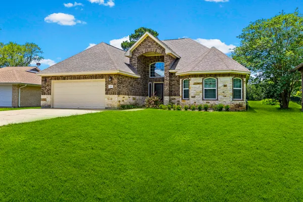 $375,000 | 105 Coral Gables, Trinity, TX 75862