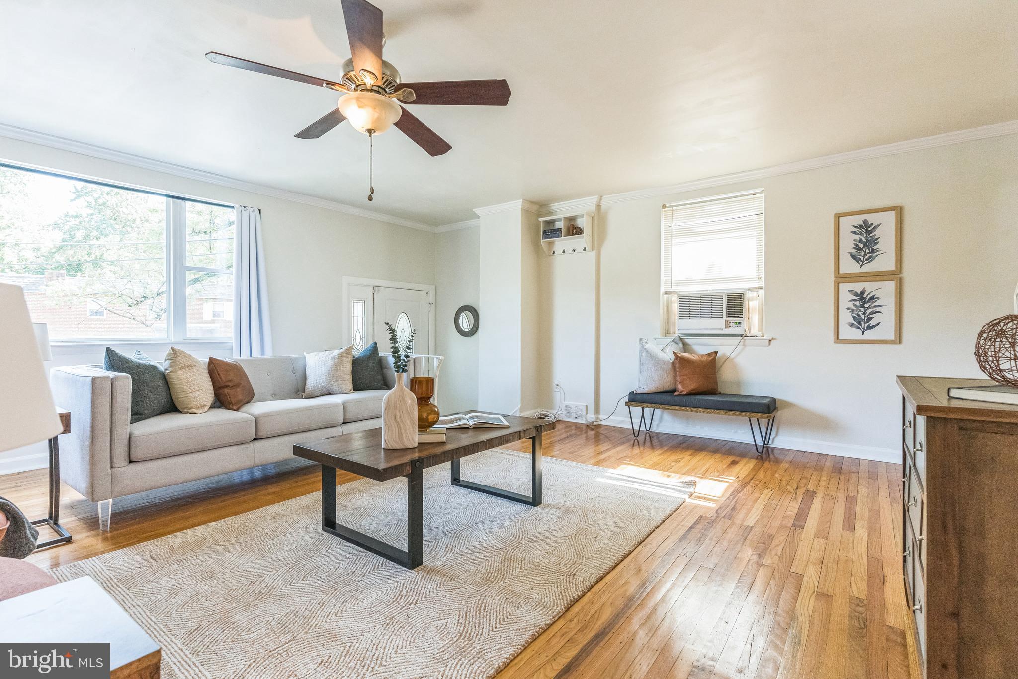 1681 Powell Road Brookhaven, PA 19015 - Photo 4 of 34 Spacious Living Room