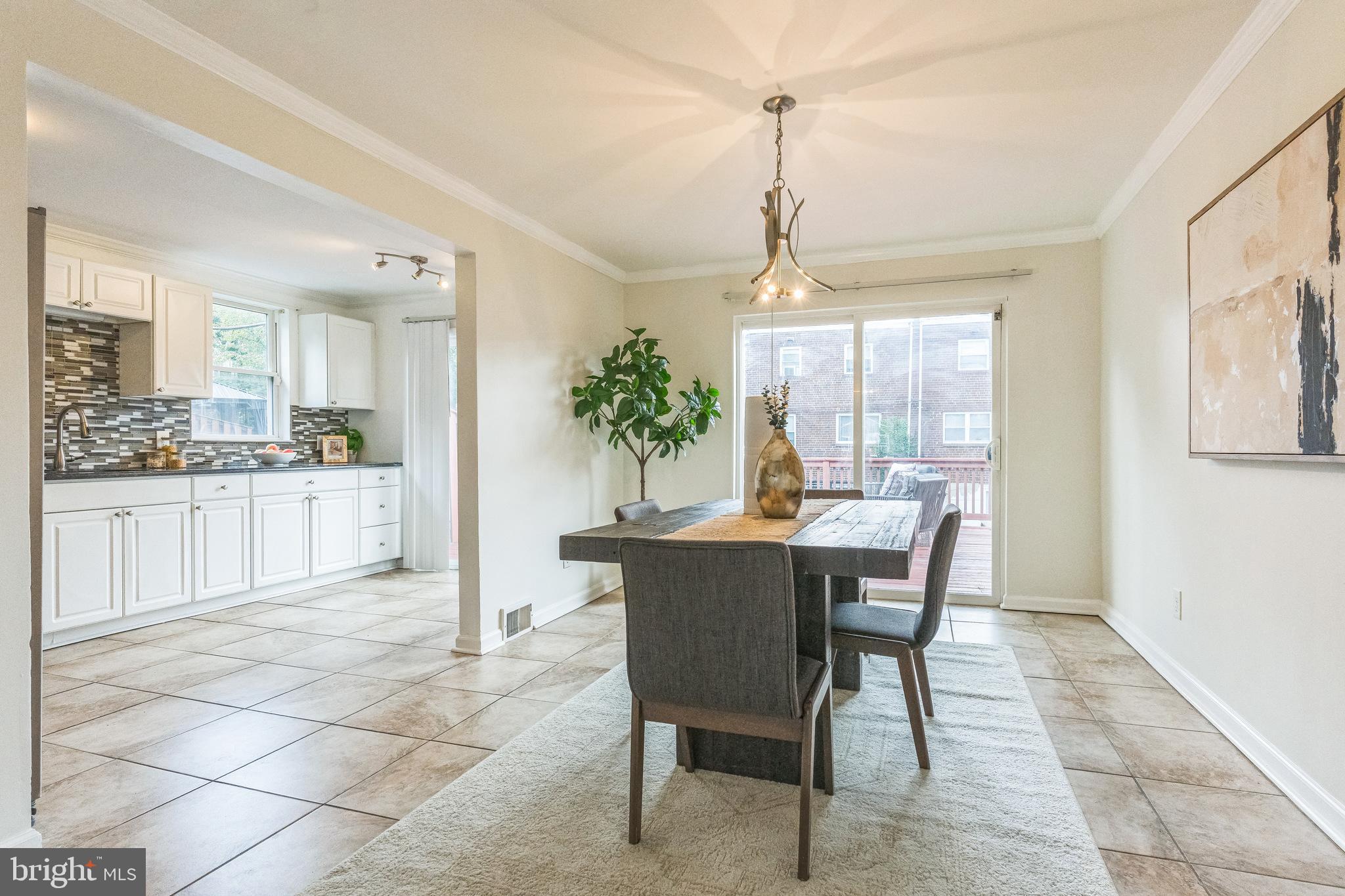 1681 Powell Road Brookhaven, PA 19015 - Photo 8 of 34 Dining Room