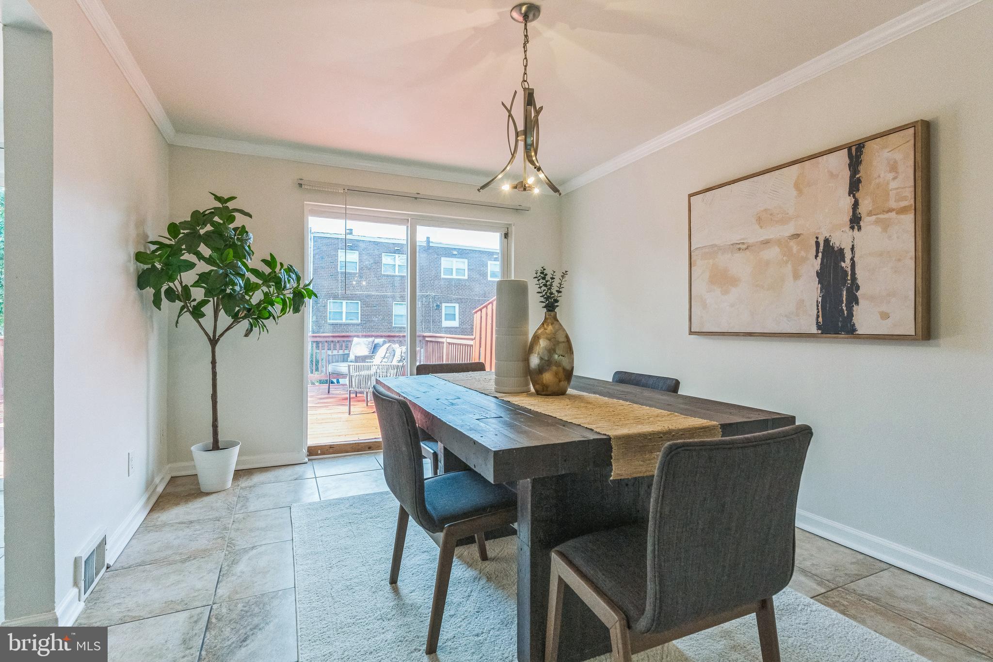 1681 Powell Road Brookhaven, PA 19015 - Photo 10 of 34 Dining Room