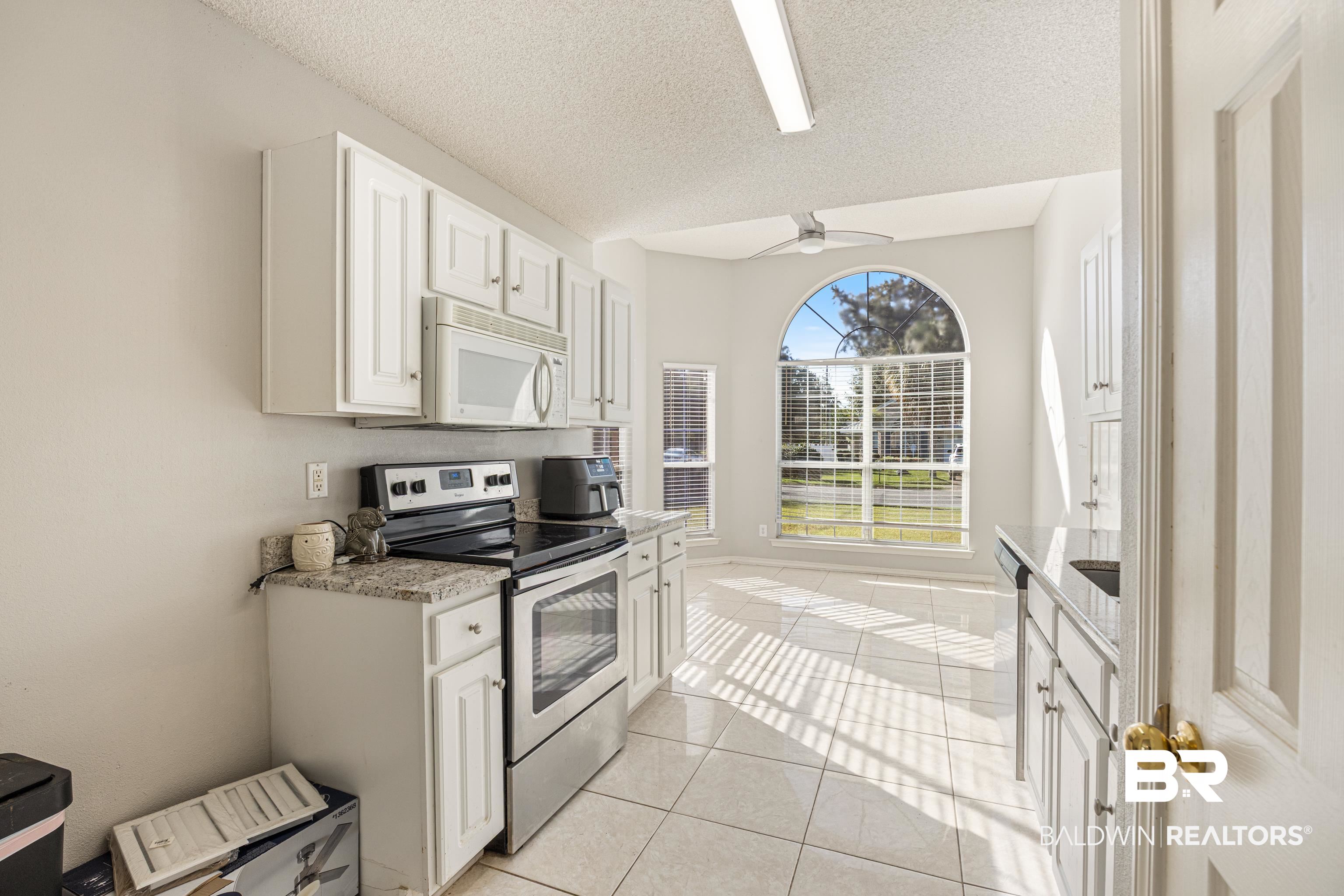 301 Cluster Street Foley, AL 36535 - Photo 14 of 48