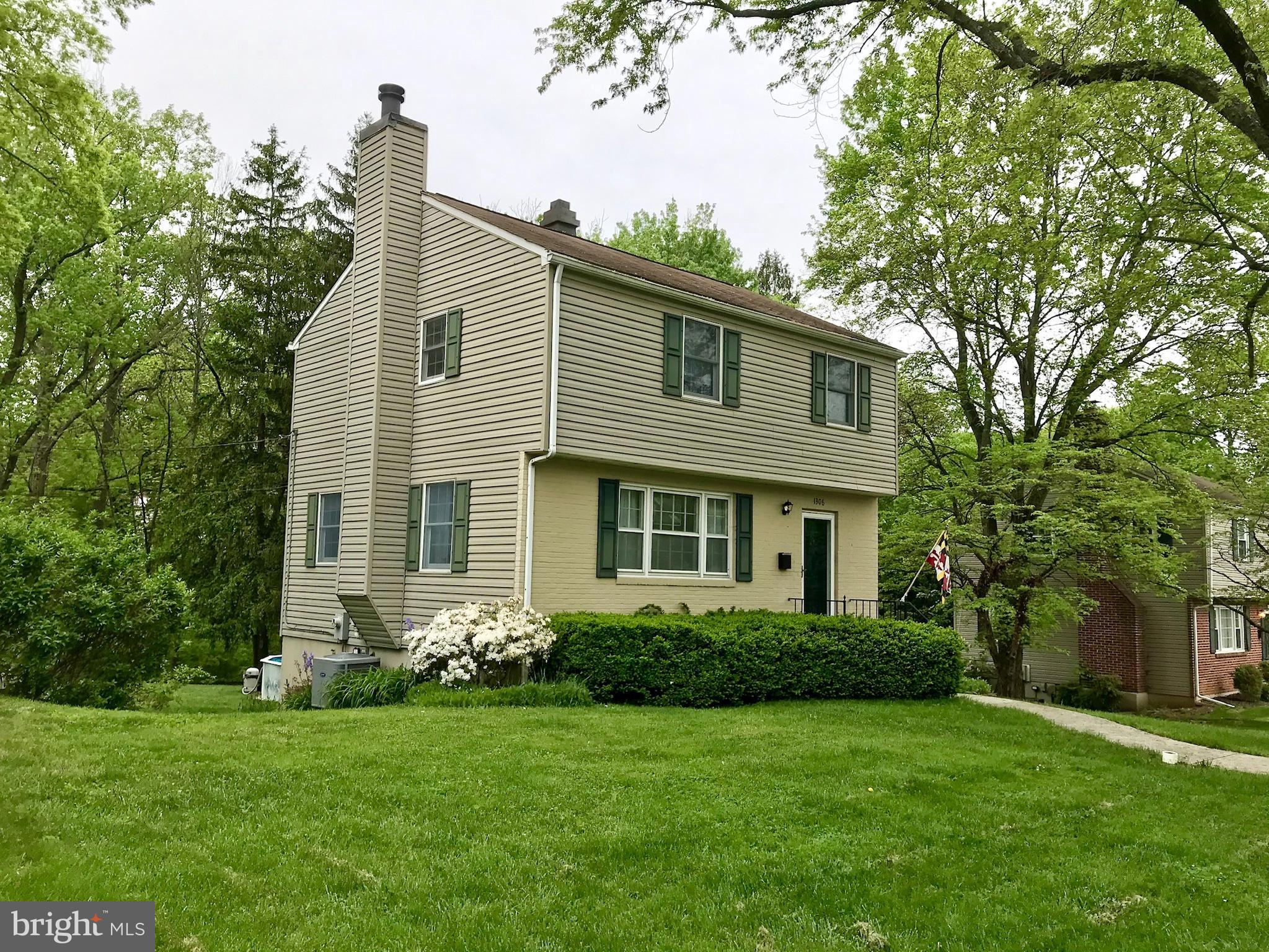 1306 Charmuth Road Lutherville-Timonium, MD 21093 - Photo 3 of 47 Great home. Great schools