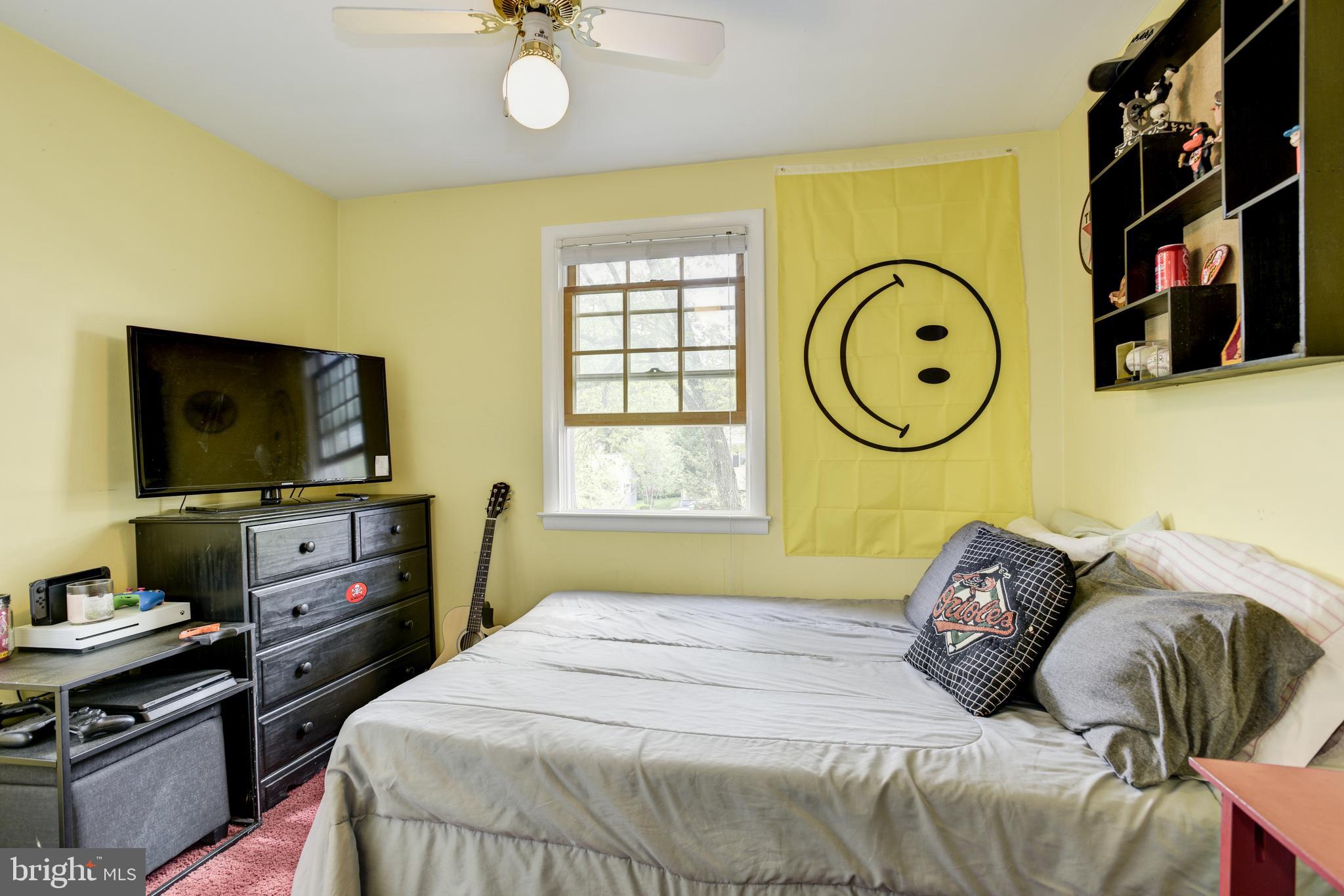 1306 Charmuth Road Lutherville-Timonium, MD 21093 - Photo 24 of 47 Third bedroom