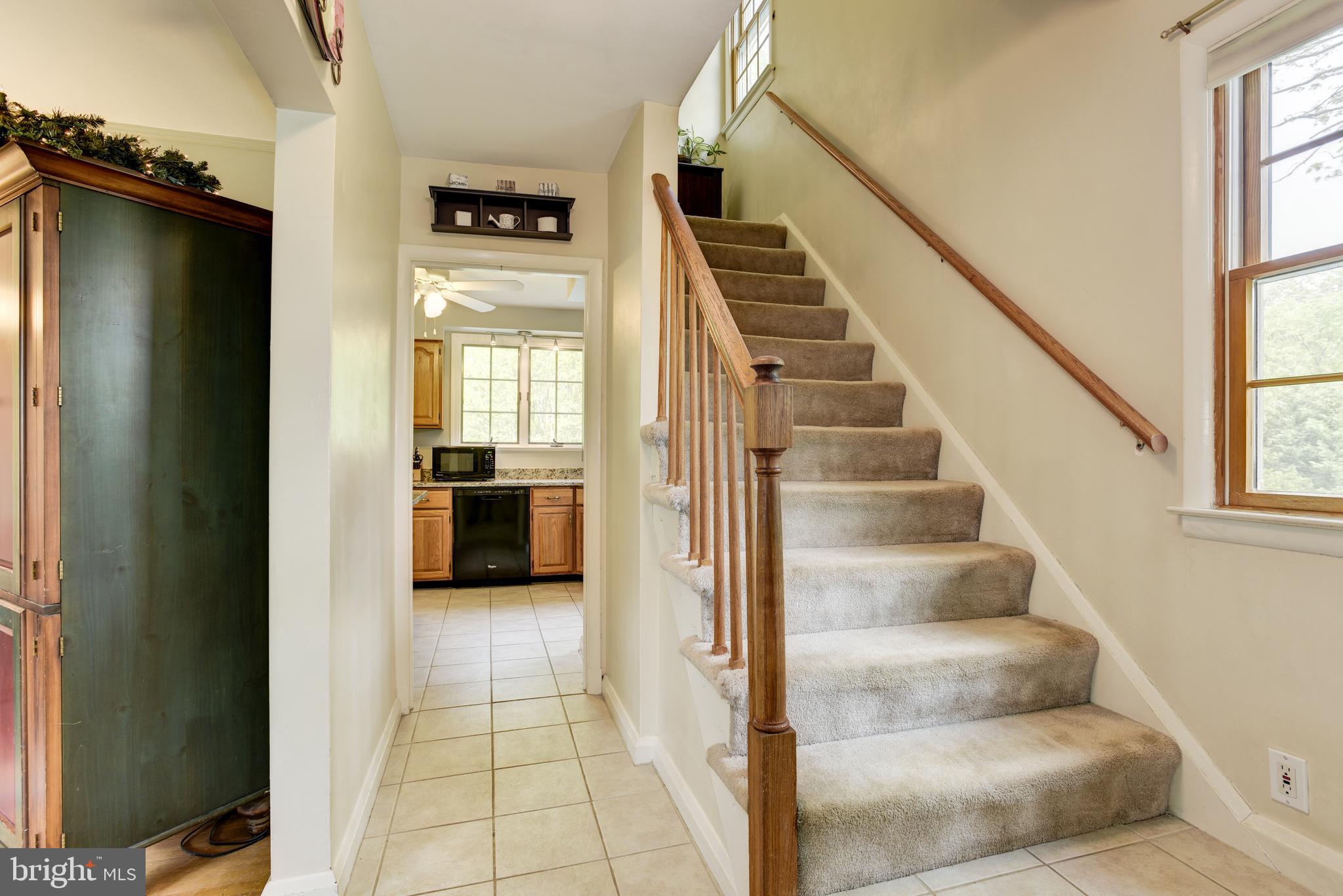 1306 Charmuth Road Lutherville-Timonium, MD 21093 - Photo 6 of 47 Tiled entry