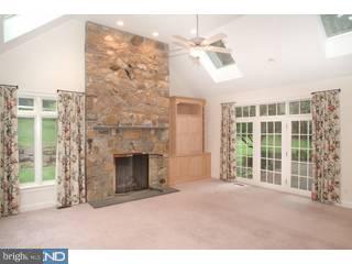 136 Brooke Farm Road Wayne, PA 19087 - Photo 4 of 6
