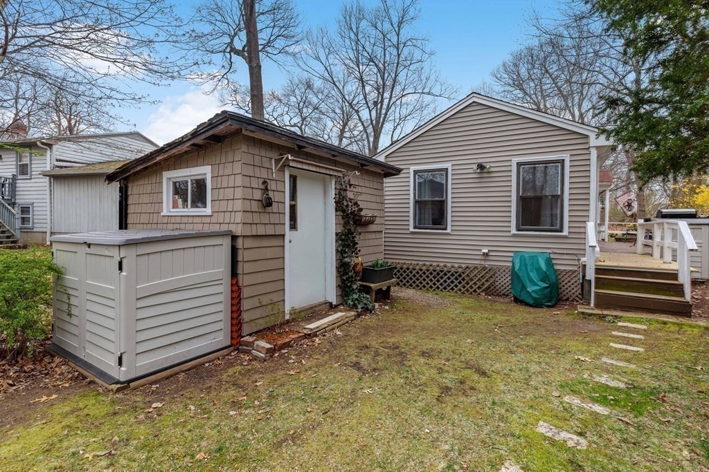 92 Seaver Road Weymouth, MA 02189 - Photo 28 of 31 Gallery Image 28