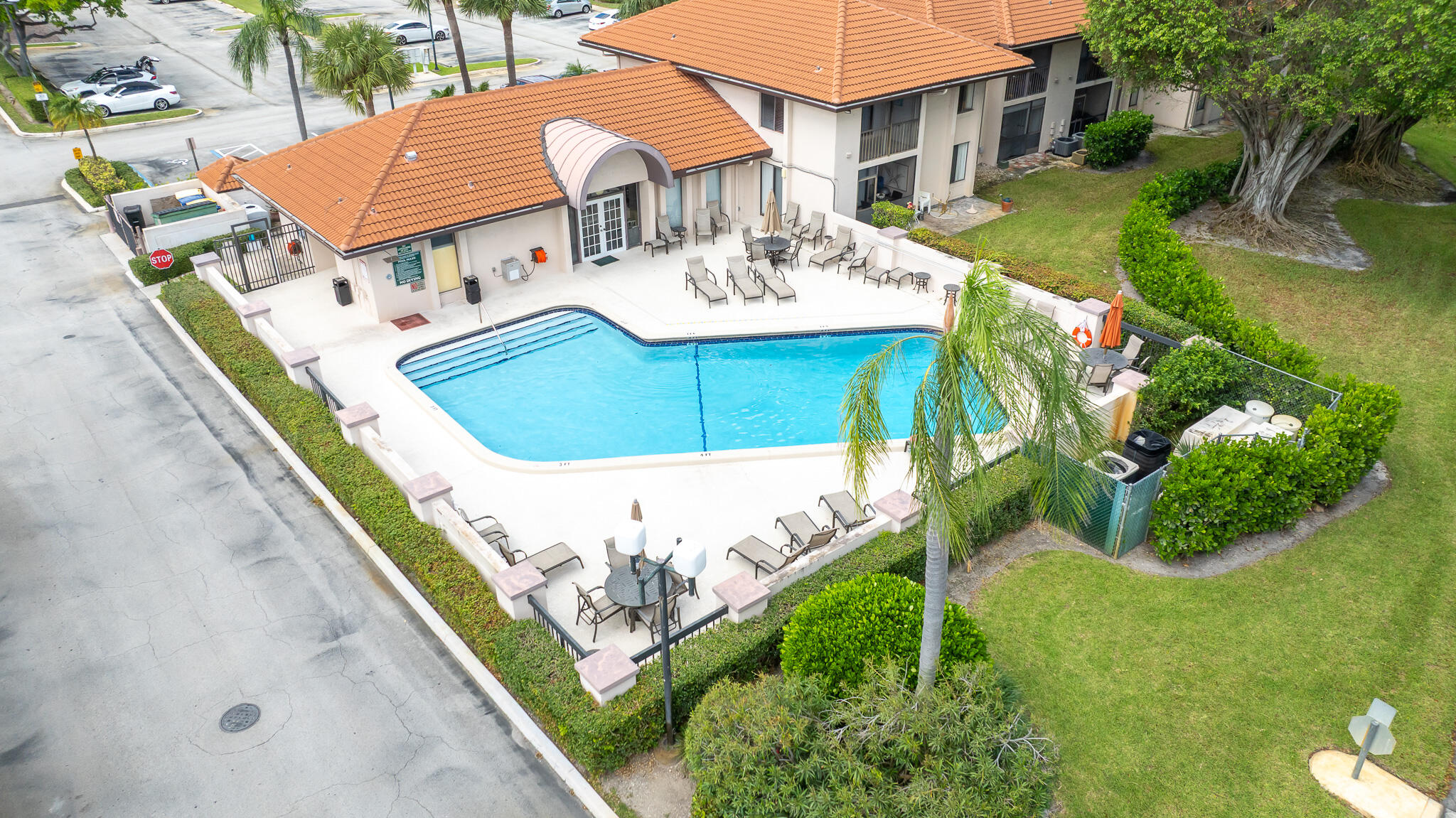 5201 West Club Circle, Unit 203 Boca Raton, FL 33487 - Photo 22 of 28 DJI_0507