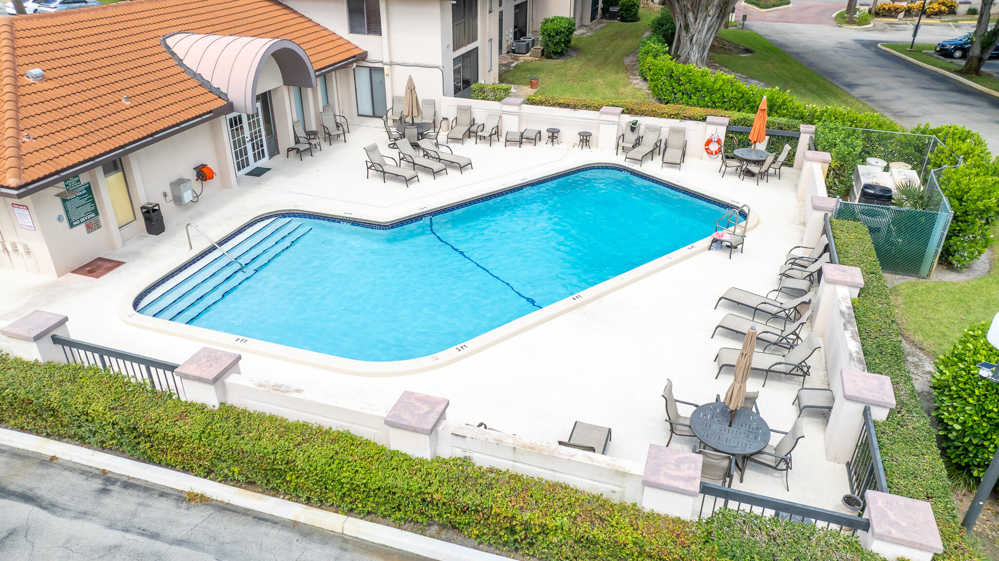 5201 West Club Circle, Unit 203 Boca Raton, FL 33487 - Photo 23 of 28 DJI_0510
